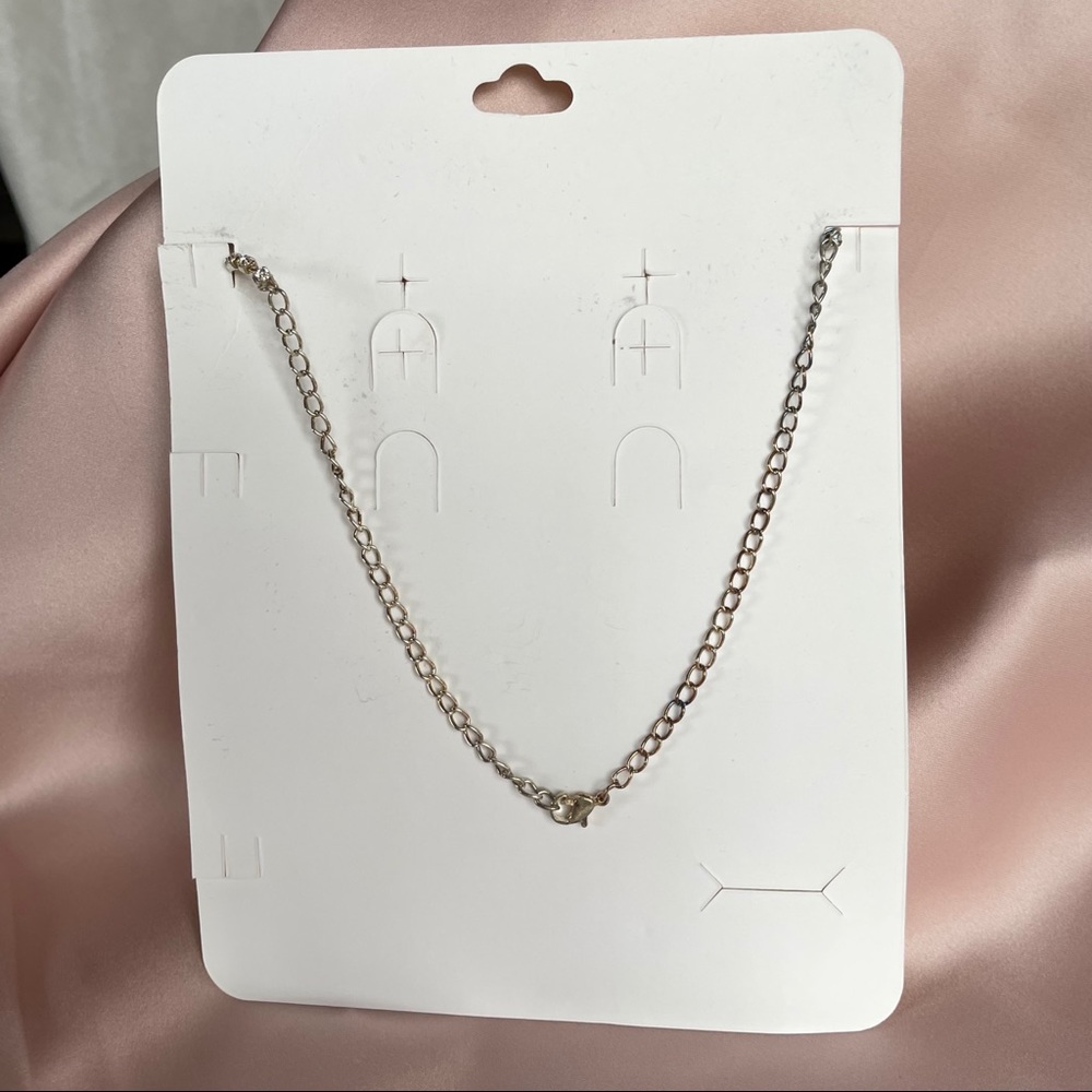 Pearl & Rhinestone Necklace - Picture 3 of 4
